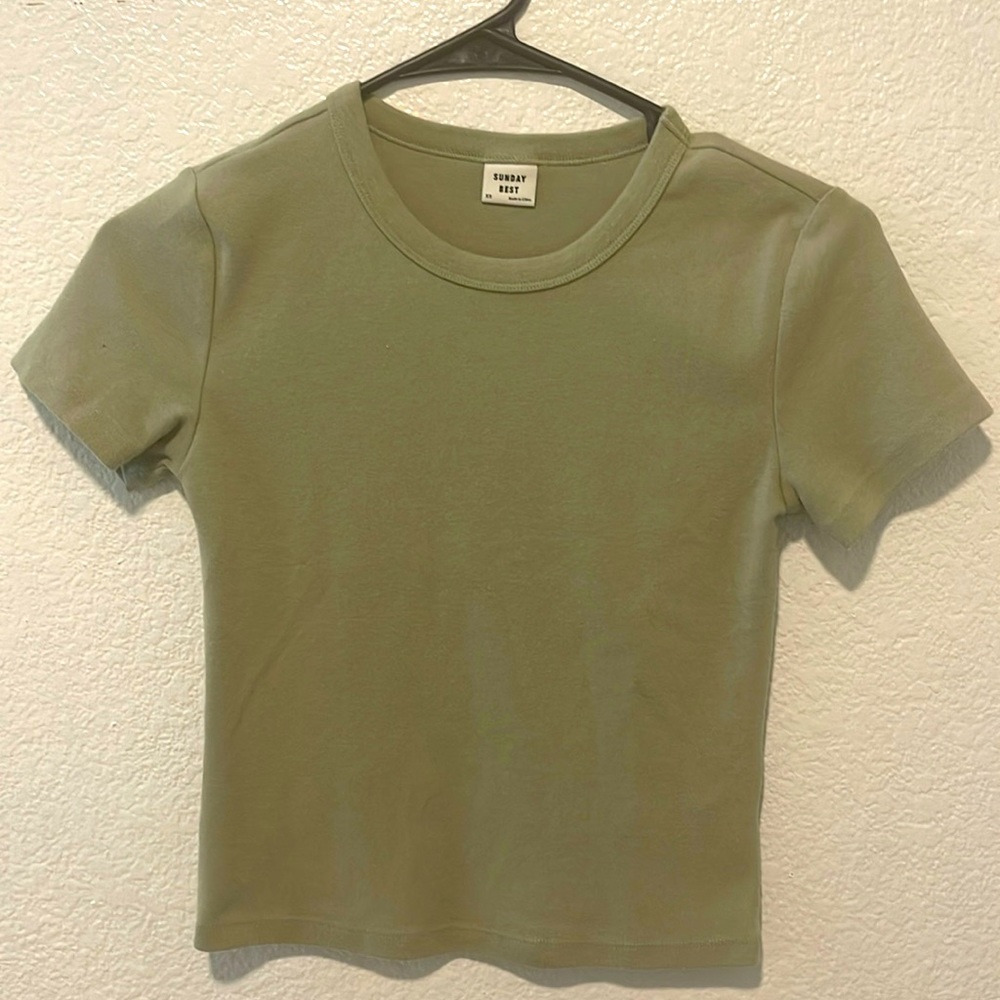 Aritzia Sunday Best Tee